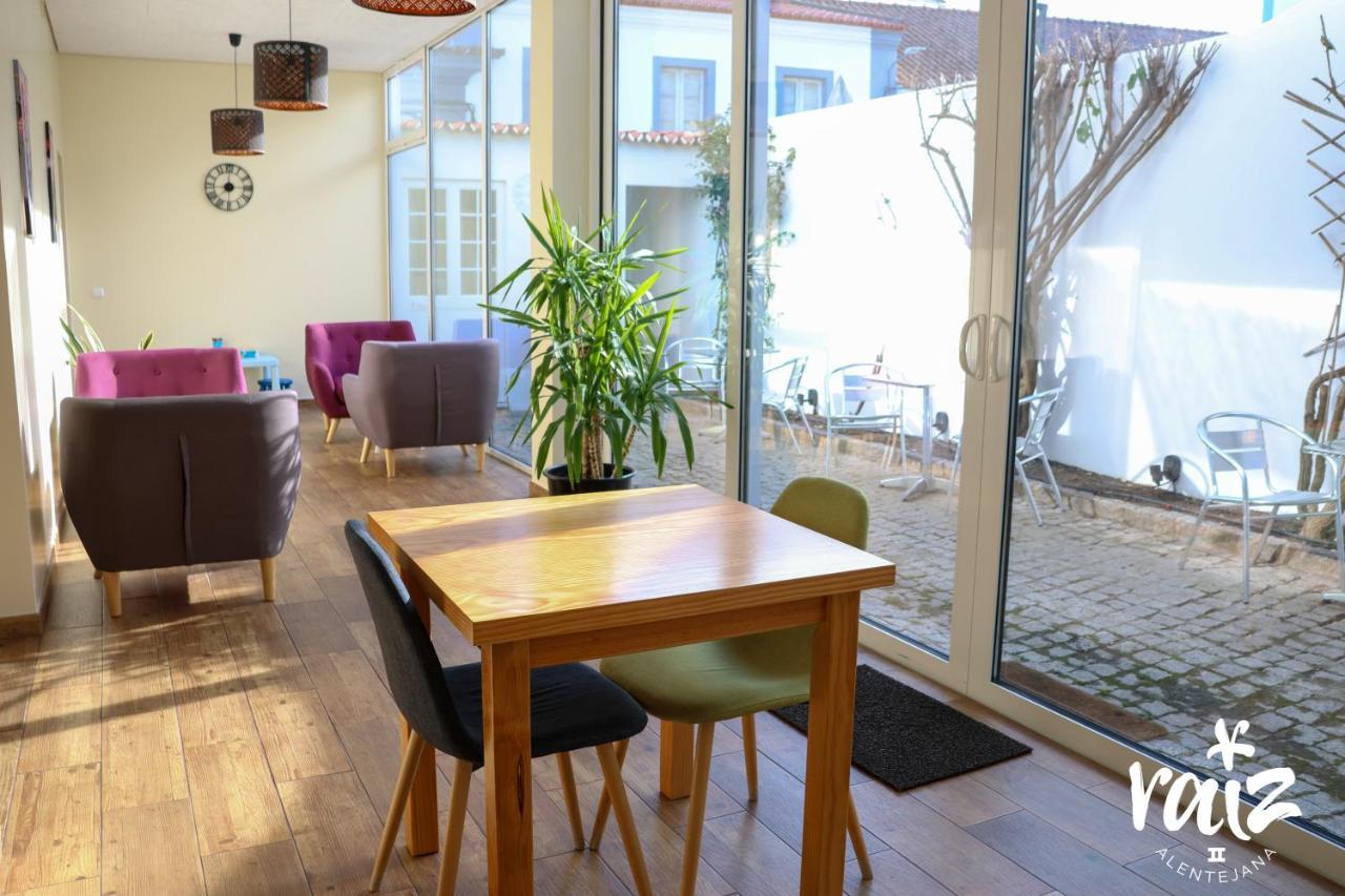 Bed and Breakfast Raiz Alentejana II Регенгуш-ди-Монсараш Экстерьер фото